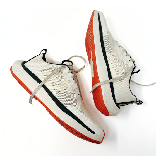 4T2 weekdays, vintage white.