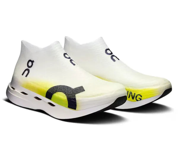 ON All Gender Cloudboom Strike LS